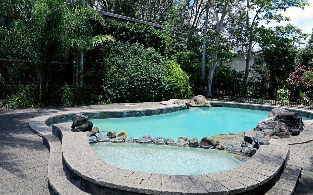Villa Noosa Hotel Noosaville Esterno foto